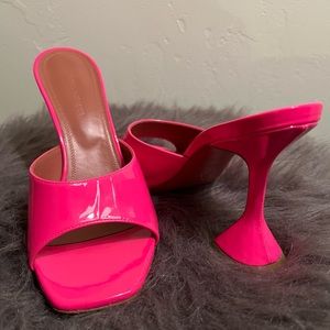 NEW✨Amina Muaddi Patent Leather Lupita Sandals